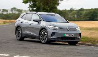 Volkswagen ID.4 - front cornering